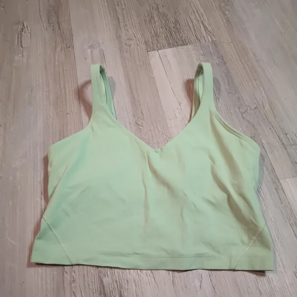 Lululemon - Picture 2 of 4